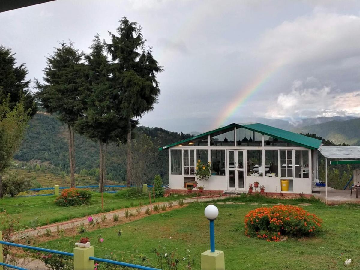 Chirping Orchard, Mukteshwar Bed & Breakfast Exterior photo