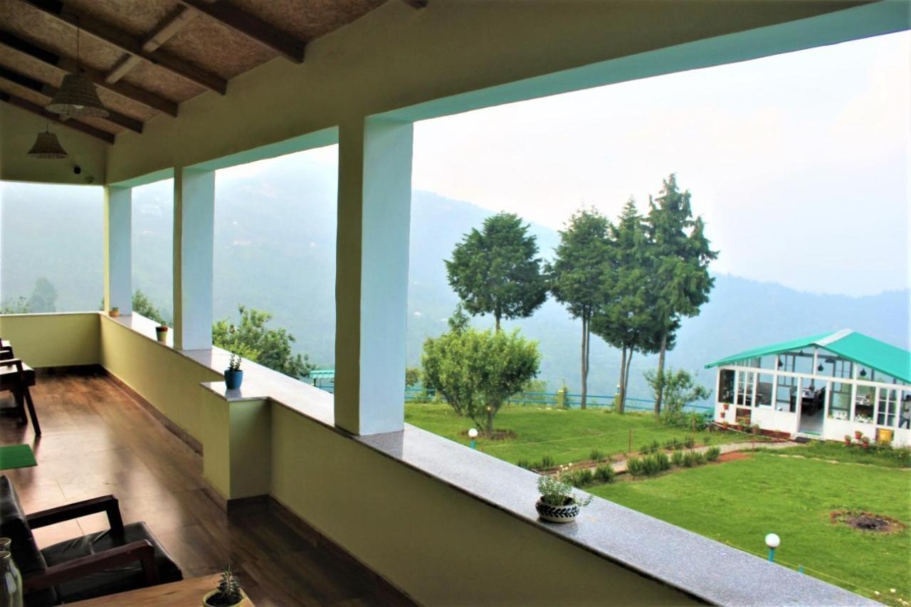 Chirping Orchard, Mukteshwar Bed & Breakfast Exterior photo